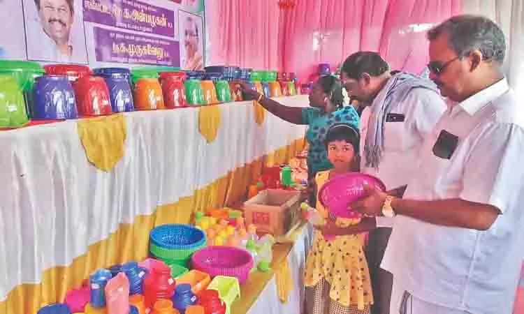 Tamil Nadu: मानवरहित दुकान महात्मा के गुणों को पुनर्जीवित करती है Tamil Nadu: मानवरहित दुकान महात्मा के गुणों को पुनर्जीवित करती है