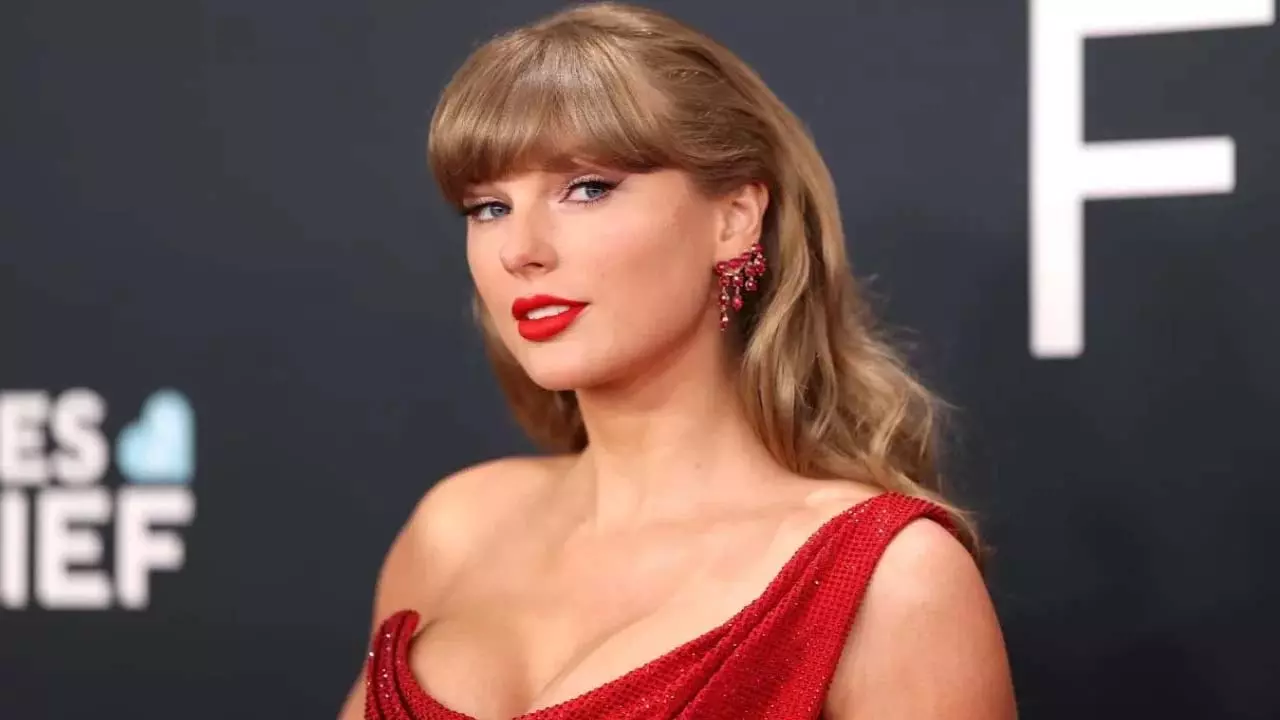 Taylor Swift का एल्बम म्यूजिक चार्ट पर छाने को तैयार, भारत और अमेरिका में रिलीज का समय जानें Taylor Swift का एल्बम म्यूजिक चार्ट पर छाने को तैयार, भारत और अमेरिका में रिलीज का समय जानें
