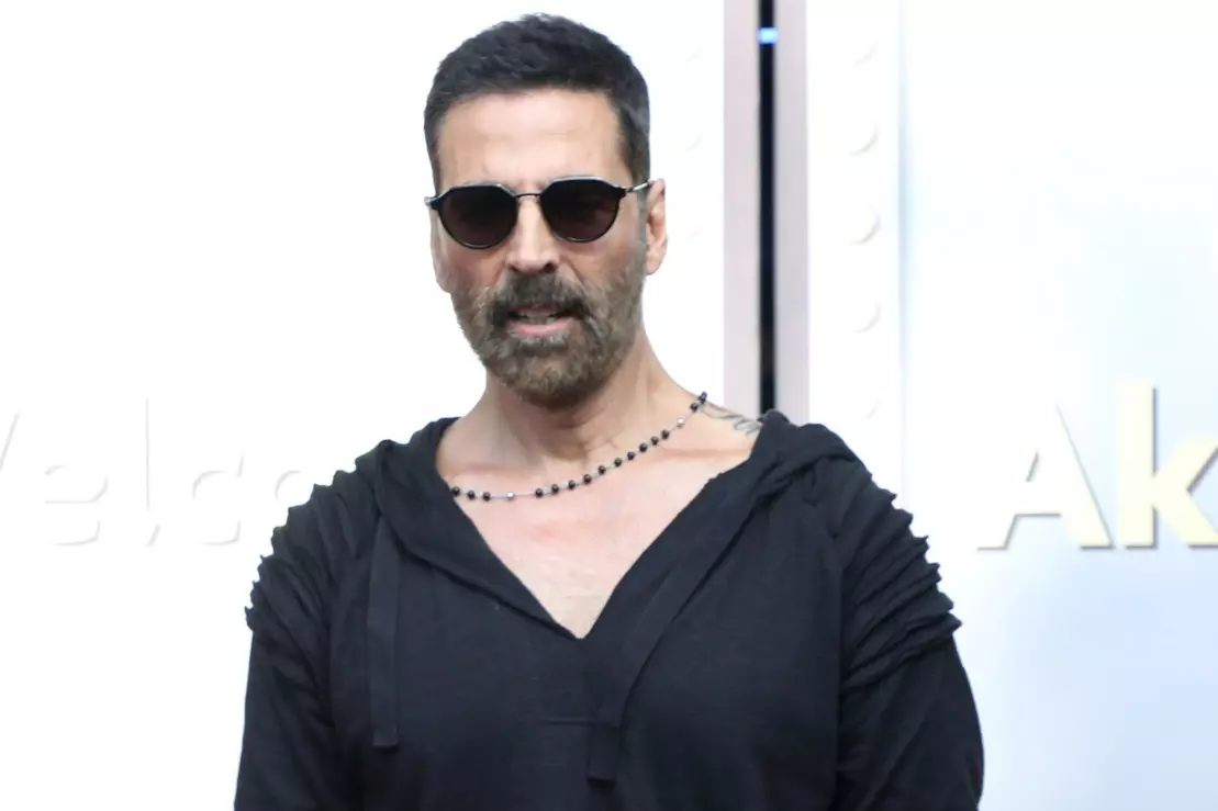 Akshay Kumar ने बताया वो वाकया जब उनकी बेटी से मांगी गई थी न्यूड तस्वीरें Akshay Kumar ने बताया वो वाकया जब उनकी बेटी से मांगी गई थी न्यूड तस्वीरें