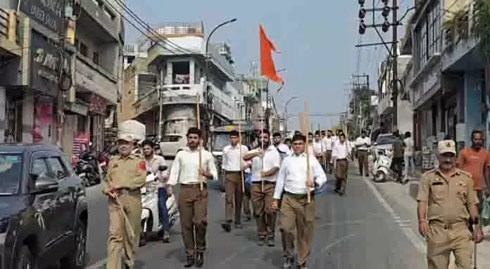 Janipur, पाटोली में स्वयंसेवकों ने रूट मार्च किया Janipur, पाटोली में स्वयंसेवकों ने रूट मार्च किया