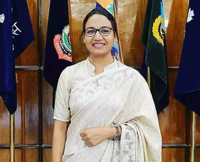 नेहा जैन को ASP मुख्यालय बारामूला नियुक्त किया गया नेहा जैन को ASP मुख्यालय बारामूला नियुक्त किया गया