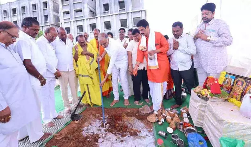 Siddipet का मतलब सेवा है, यह नाम इसी के लिए दिया गया है: हरीश राव Siddipet का मतलब सेवा है, यह नाम इसी के लिए दिया गया है: हरीश राव
