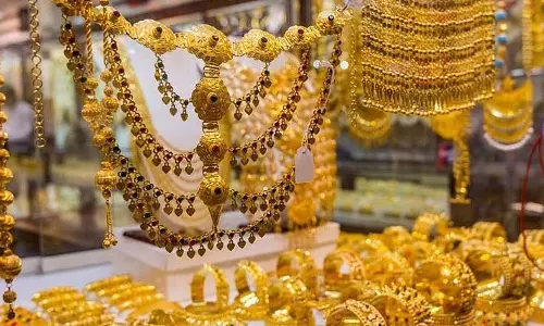 दशहरा की खरीदारी: नासिक में त्योहारी उछाल से करीब 400 करोड़ की खरीदारी दशहरा की खरीदारी: नासिक में त्योहारी उछाल से करीब 400 करोड़ की खरीदारी
