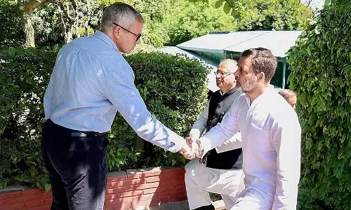 J&K : राजनीतिक हलचल तेज, पार्टियां राज्यसभा चुनाव और विधानसभा उपचुनाव की तैयारी में जुटी J&K : राजनीतिक हलचल तेज, पार्टियां राज्यसभा चुनाव और विधानसभा उपचुनाव की तैयारी में जुटी