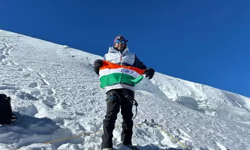 Hisar के प्रोफेसर ने 6,387 मीटर ऊंची ब्लैक पीक पर चढ़ाई की Hisar के प्रोफेसर ने 6,387 मीटर ऊंची ब्लैक पीक पर चढ़ाई की