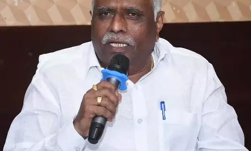 बेलगाम को विभाजित कर नया जिला घोषित किया जाना चाहिए: MP Iranna Kadadi बेलगाम को विभाजित कर नया जिला घोषित किया जाना चाहिए: MP Iranna Kadadi