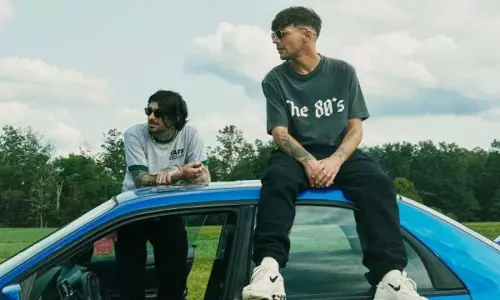 Louis Tomlinson और ज़ैन मलिक 3-भाग वाली डॉक्यूमेंट्री-सीरीज़ के लिए साथ आएंगे