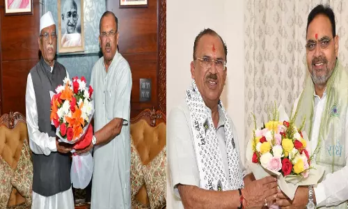 Jaipur: सम्मेलन से पहले देवनानी ने राज्यपाल और मुख्यमंत्री से की शिष्टाचार मुलाकात Jaipur: सम्मेलन से पहले देवनानी ने राज्यपाल और मुख्यमंत्री से की शिष्टाचार मुलाकात