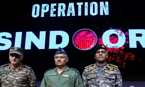 भारत ने पाकिस्तान में 300 KM अंदर तक किया था अटैक, भारतीय वायुसेना प्रमुख ने किया खुलासा, ऐसे कर दी PAK की बोलती बंद भारत ने पाकिस्तान में 300 KM अंदर तक किया था अटैक, भारतीय वायुसेना प्रमुख ने किया खुलासा, ऐसे कर दी PAK की बोलती बंद