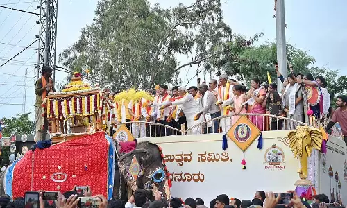 Sindhanur : अंबादेवी उत्सव मूर्ति जुलूस