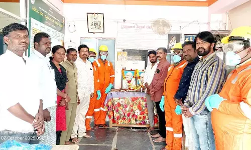Kanakagiri : विभिन्न स्थानों पर गांधी जयंती मनाई गई Kanakagiri : विभिन्न स्थानों पर गांधी जयंती मनाई गई