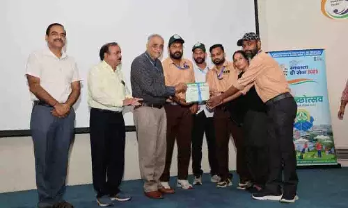PGI ने स्वच्छता हेल्पलाइन शुरू की