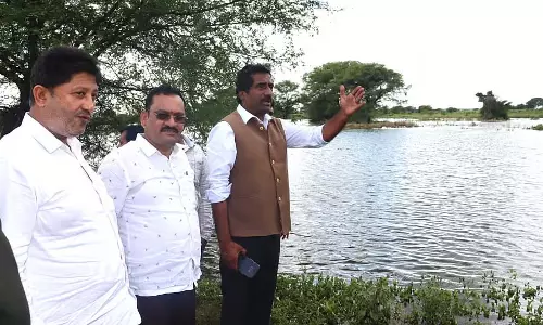 Karnataka : मंत्री रहीम खान ने बाढ़ प्रभावित इलाकों का दौरा किया