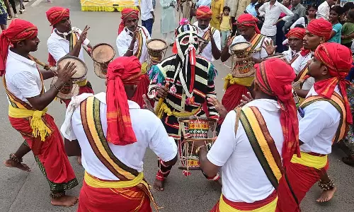 Karnataka : देवी शारदा की शोभायात्रा