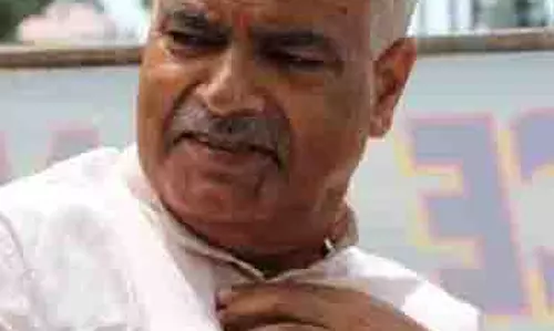 आत्मनिर्भर बनने के लिए वोकल फॉर लोकल अभियान जरूरी: Ashok Kaul आत्मनिर्भर बनने के लिए वोकल फॉर लोकल अभियान जरूरी: Ashok Kaul