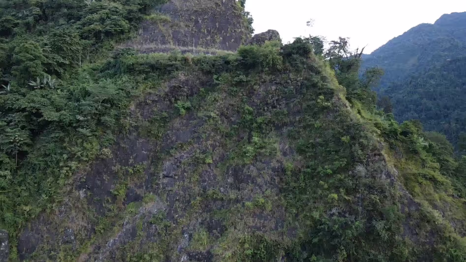 Arunachal : बिहार का 32 वर्षीय युवक पोंगिंग व्यूपॉइंट से फिसला, तलाशी अभियान जारी Arunachal : बिहार का 32 वर्षीय युवक पोंगिंग व्यूपॉइंट से फिसला, तलाशी अभियान जारी