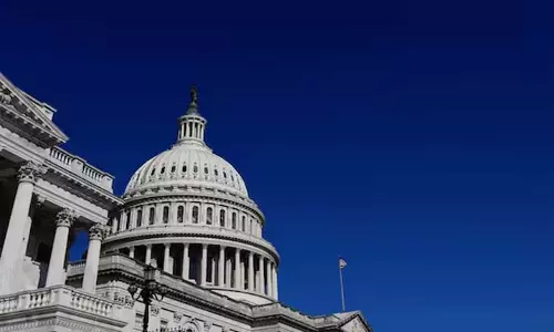 US सीनेट में शटडाउन योजना पर मतदान होगा, लेकिन पारित होने की संभावना नहीं US सीनेट में शटडाउन योजना पर मतदान होगा, लेकिन पारित होने की संभावना नहीं