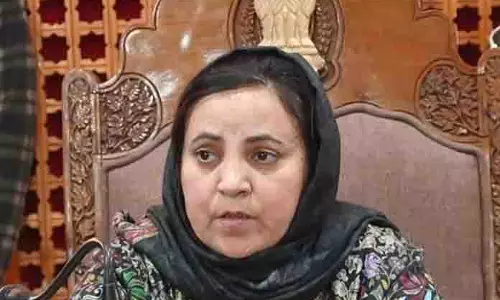 सकीना ने KU में छात्र हितैषी मॉडल की वकालत की सकीना ने KU में छात्र हितैषी मॉडल की वकालत की