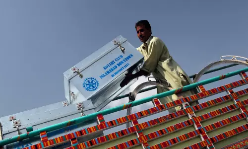 पाकिस्तान ने पत्रकारों और NGOs को देश का दुश्मन बताया
