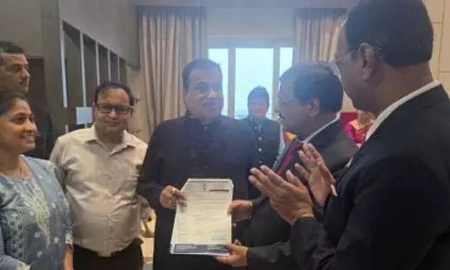 फेयरनेस क्रीम के तौर पर स्टेरॉयड का इस्तेमाल? गलत इलाज के खिलाफ सख्त कार्रवाई की मांग फेयरनेस क्रीम के तौर पर स्टेरॉयड का इस्तेमाल? गलत इलाज के खिलाफ सख्त कार्रवाई की मांग