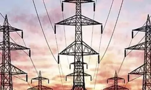 Mahavitaran ने रखरखाव और बिल संग्रह के लिए अलग-अलग टीमें बनाईं Mahavitaran ने रखरखाव और बिल संग्रह के लिए अलग-अलग टीमें बनाईं