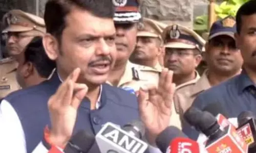 Fadnavis ने उद्धव ठाकरे का मजाक उड़ाया: उन्होंने मेरे 1000 रुपये बचाए