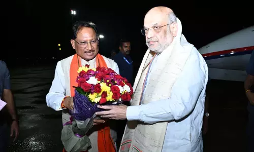 रायपुर पहुंचे केंद्रीय गृहमंत्री अमित शाह
