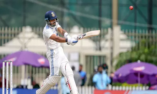 पहले टेस्ट शतक के बाद जुरेल विशेष समूह में शामिल, जडेजा ने धोनी की विशेष उपलब्धि को पूरा किया पहले टेस्ट शतक के बाद जुरेल विशेष समूह में शामिल, जडेजा ने धोनी की विशेष उपलब्धि को पूरा किया