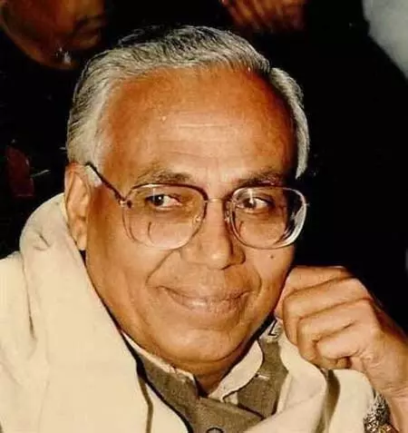 कभी न झुका शेर-ए-बिहार, भागवत झा आजाद ने सिद्धांतों से सियासत में रचा इतिहास कभी न झुका शेर-ए-बिहार, भागवत झा आजाद ने सिद्धांतों से सियासत में रचा इतिहास