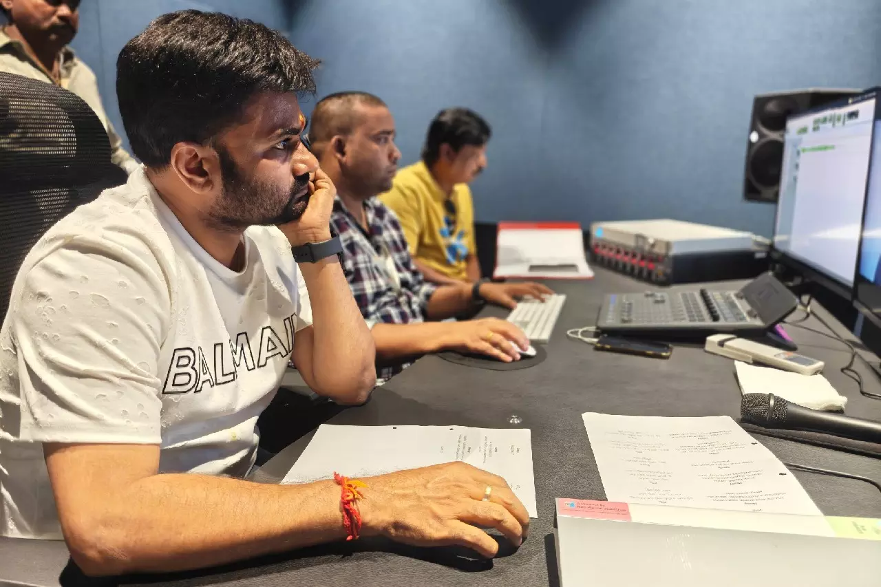 प्रभास की द राजा साब की डबिंग शुरू प्रभास की द राजा साब की डबिंग शुरू