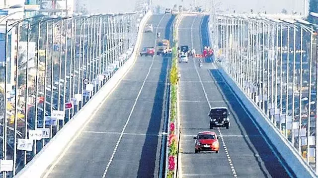 Bengaluru : नई पहचान और विशेषताओं के साथ पेरिफेरल रिंग रोड परियोजना Bengaluru : नई पहचान और विशेषताओं के साथ पेरिफेरल रिंग रोड परियोजना