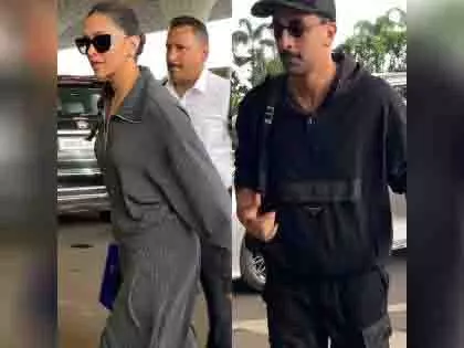 दीपिका और रणबीर के एयरपोर्ट पर अचानक गले मिलने से फैन्स में उत्साह दीपिका और रणबीर के एयरपोर्ट पर अचानक गले मिलने से फैन्स में उत्साह