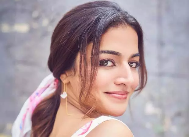 Wamiqa Gabbi ने एक्शन थ्रिलर टिकी टाका के साथ मलयालम सिनेमा में वापसी की Wamiqa Gabbi ने एक्शन थ्रिलर टिकी टाका के साथ मलयालम सिनेमा में वापसी की