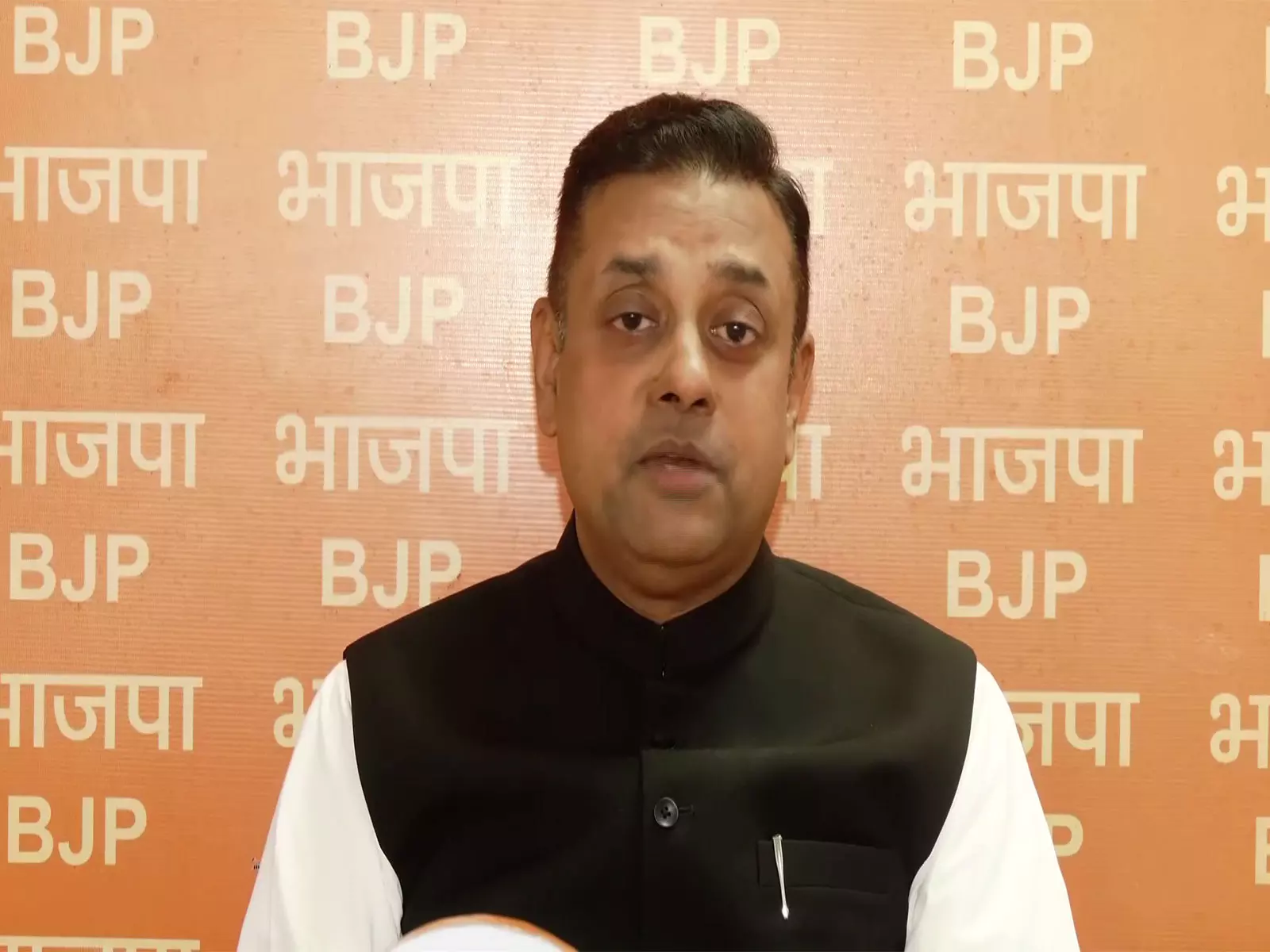 सोनिया गांधी ने भारत को झुकाया, पाकिस्तान को शरण दी: 26/11 पर कांग्रेस की प्रतिक्रिया पर संबित पात्रा सोनिया गांधी ने भारत को झुकाया, पाकिस्तान को शरण दी: 26/11 पर कांग्रेस की प्रतिक्रिया पर संबित पात्रा