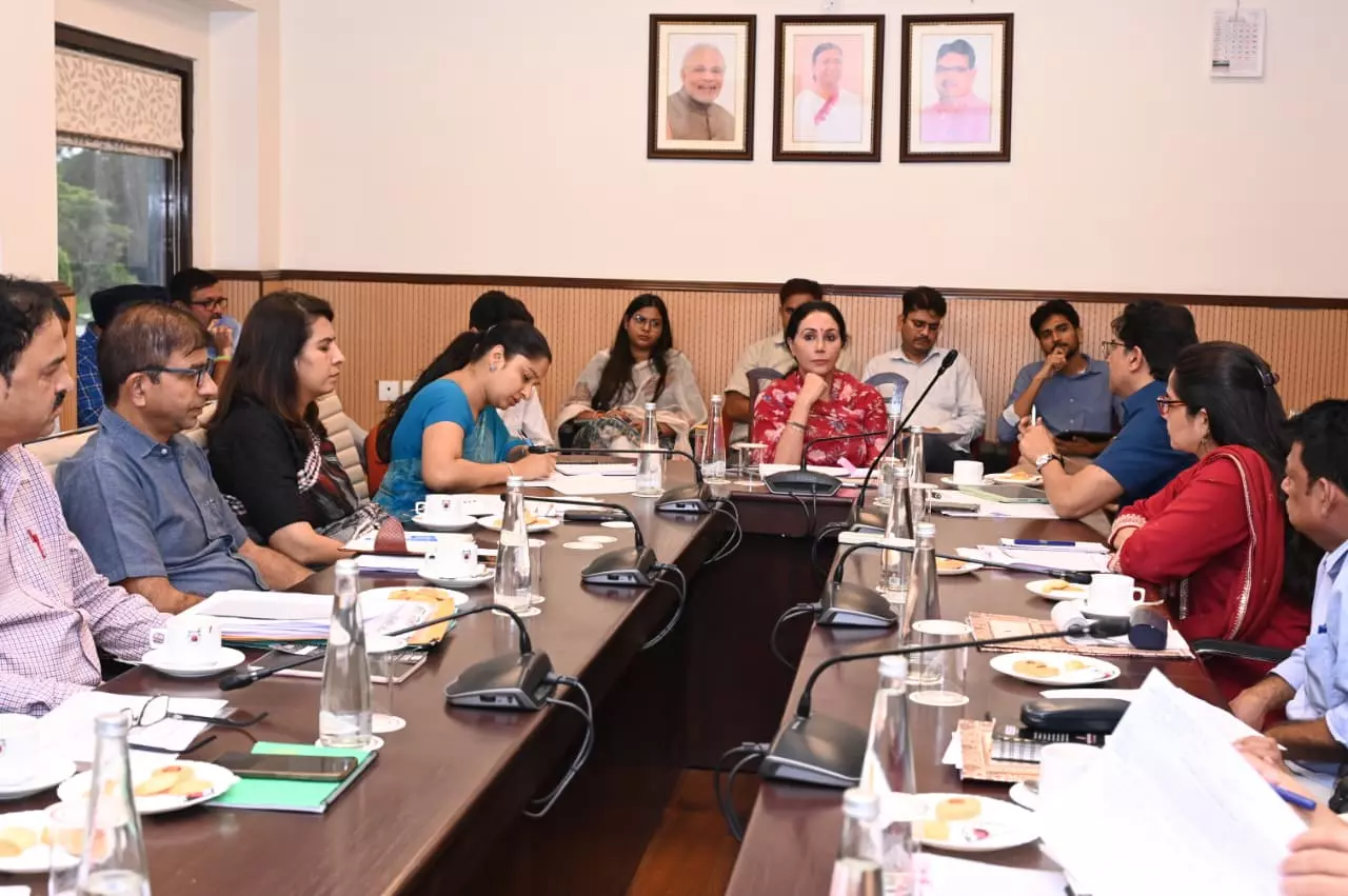 Jaipur: उपमुख्यमंत्री ने विकास कार्यों में तेजी लाने के दिए निर्देश Jaipur: उपमुख्यमंत्री ने विकास कार्यों में तेजी लाने के दिए निर्देश