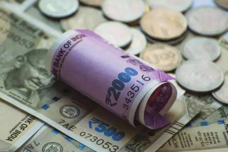 Kerala : वायनाड की थोंडरनाड पंचायत में करोड़ों की अनियमितता उजागर आरोपी फरार Kerala : वायनाड की थोंडरनाड पंचायत में करोड़ों की अनियमितता उजागर आरोपी फरार