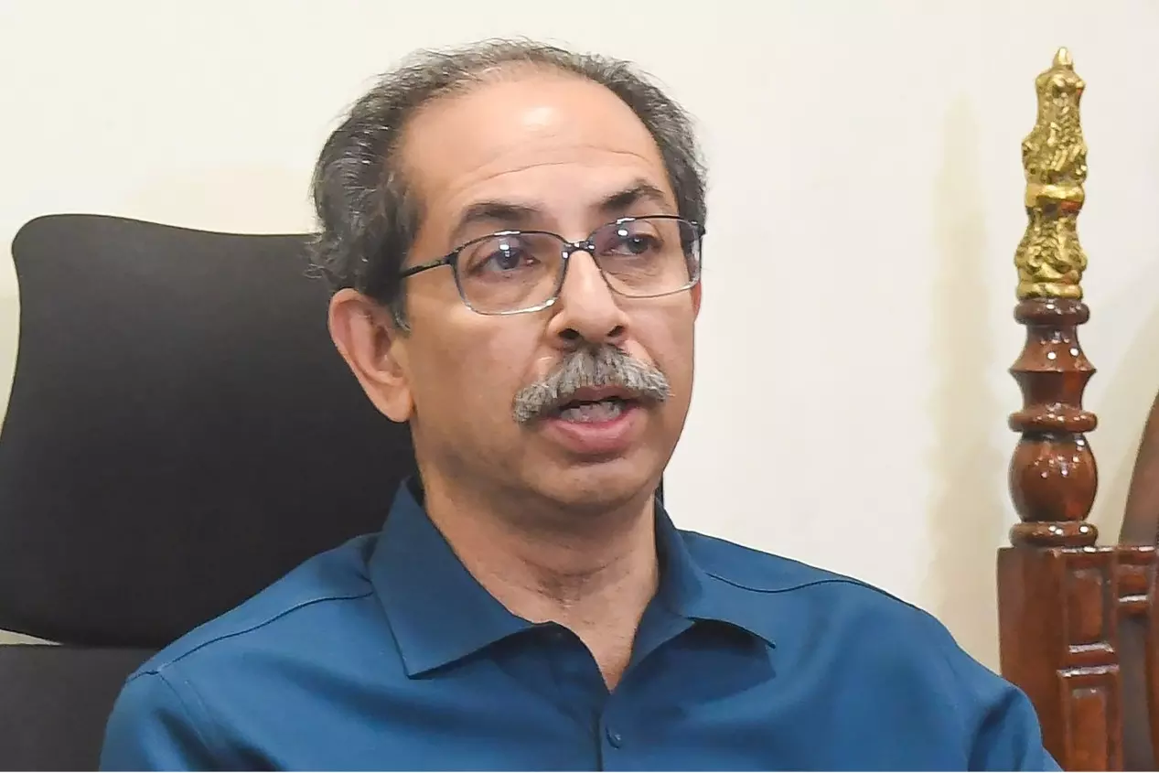 उद्धव ठाकरे ने अंतरधार्मिक रिश्तों पर भाजपा की आलोचना की उद्धव ठाकरे ने अंतरधार्मिक रिश्तों पर भाजपा की आलोचना की