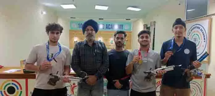 JU ने अंतर-कॉलेजिएट शूटिंग और क्रिकेट टूर्नामेंट की मेजबानी की JU ने अंतर-कॉलेजिएट शूटिंग और क्रिकेट टूर्नामेंट की मेजबानी की