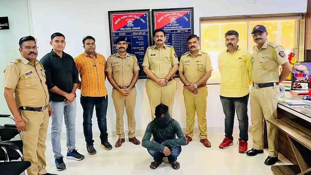 भारत-नेपाल बॉर्डर पर पकड़ा गया खोपोली हत्याकांड का वांछित आरोपी भारत-नेपाल बॉर्डर पर पकड़ा गया खोपोली हत्याकांड का वांछित आरोपी