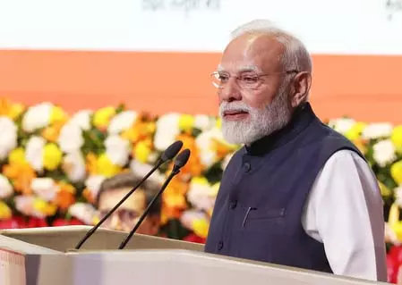 भूकंप के बाद कच्छ पुनर्निर्माण से लेकर ऑपरेशन गंगा तक, पीएम मोदी के लिए सर्वोपरी रही मानव सेवा भूकंप के बाद कच्छ पुनर्निर्माण से लेकर ऑपरेशन गंगा तक, पीएम मोदी के लिए सर्वोपरी रही मानव सेवा