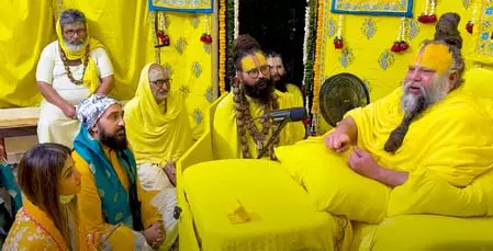 वृंदावन: संत प्रेमानंद महाराज की सेहत में गिरावट, सुबह की पदयात्रा अनिश्चितकाल के लिए स्थगित वृंदावन: संत प्रेमानंद महाराज की सेहत में गिरावट, सुबह की पदयात्रा अनिश्चितकाल के लिए स्थगित