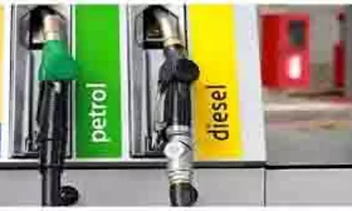 Petrol Diesel Price: गुरुग्राम से लेकर प्रयागराज तक महंगा हुआ पेट्रोल-डीजल, ये हैं ईंधन के नए रेट