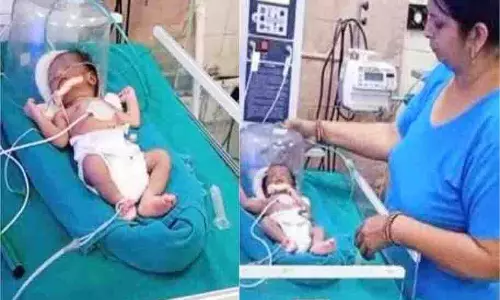 Sonipat: झाड़ियों से आ रही थी मासूम के रोने की आवाज, राहगीरों ने देखा तो रह गए दंग Sonipat: झाड़ियों से आ रही थी मासूम के रोने की आवाज, राहगीरों ने देखा तो रह गए दंग