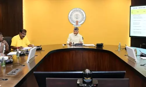 गोदावरी पुष्करम से पहले पोलावरम को पूरा करने के लिए चंद्रबाबू नायडू