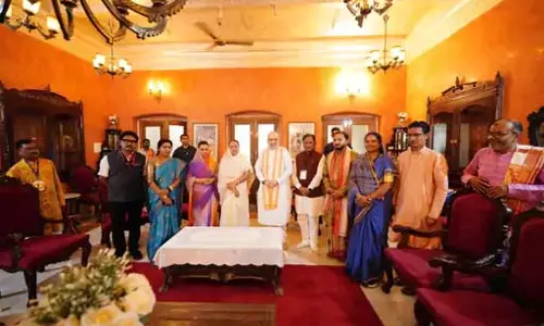 अमित शाह ने बस्तर के राज परिवार से की मुलाकात