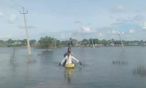 Karnataka : कट्टिसांगवी नदी पर बना पुल बाढ़ से मुक्त नहीं