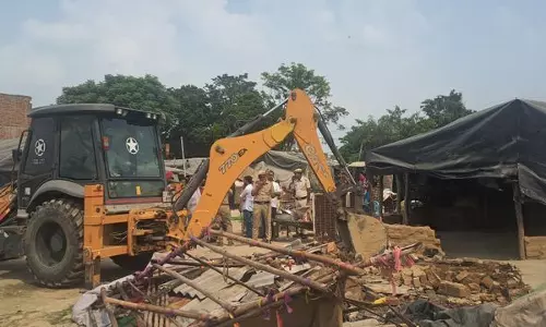 Sirsa में 35 साल पुरानी झुग्गी बस्ती ढहाई गई, परिवारों को बेदखल किया गया