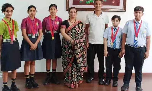Jalandhar: जेम्स कैम्ब्रिज के छात्रों ने जिला खेल स्पर्धाओं में चमक बिखेरी Jalandhar: जेम्स कैम्ब्रिज के छात्रों ने जिला खेल स्पर्धाओं में चमक बिखेरी