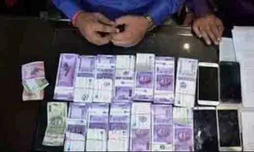Chandigarh: 24 लाख रुपये मूल्य के नकली नोट जब्त, 3 गिरफ्तार Chandigarh: 24 लाख रुपये मूल्य के नकली नोट जब्त, 3 गिरफ्तार