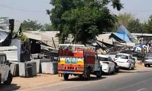 Chandigarh की आखिरी झुग्गी बस्ती ढहाई गई, ‘अवैध’ धनास मार्बल मार्केट पर ध्यान केंद्रित किया
